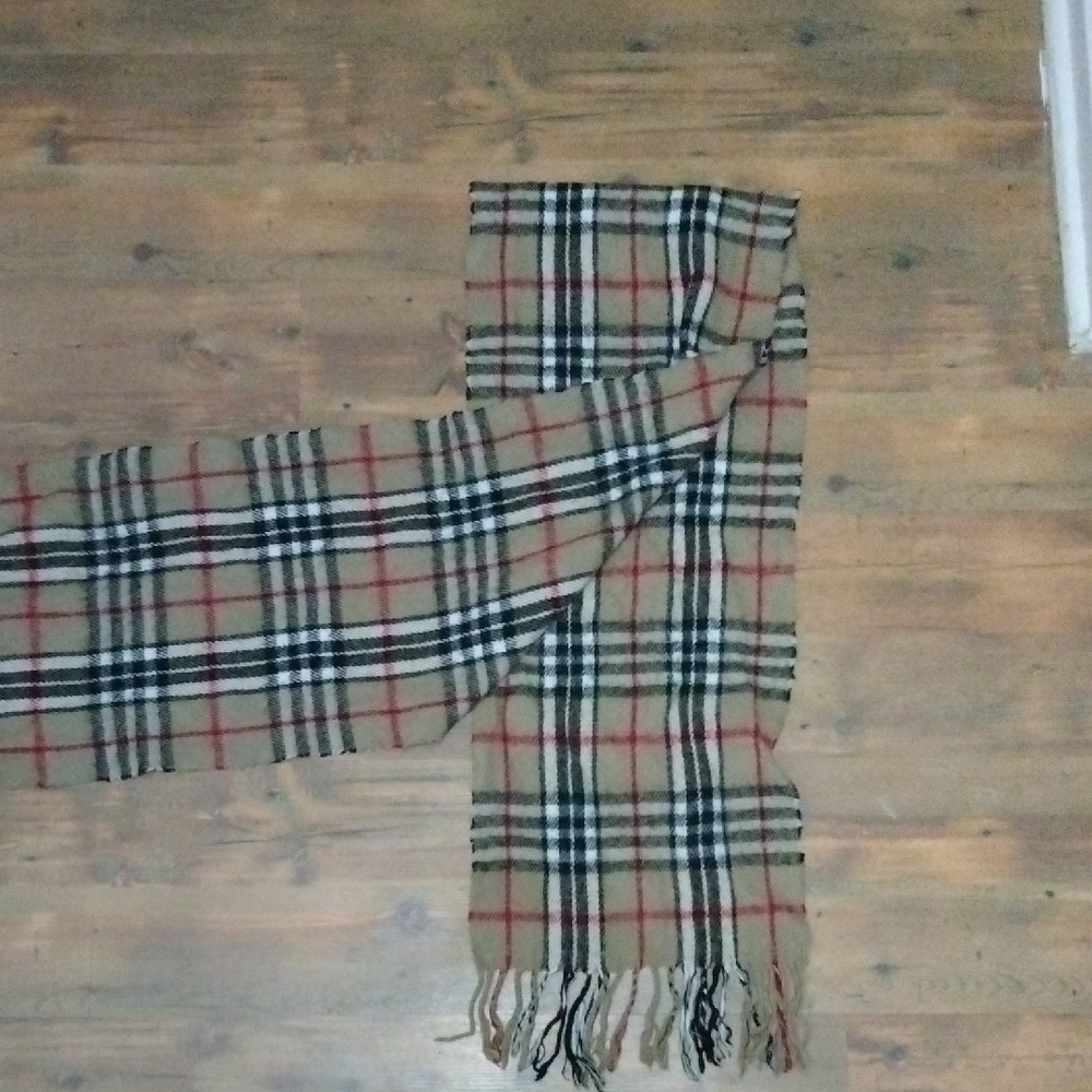 Plaid Scarf with Fringe